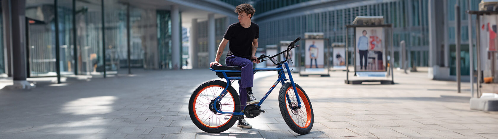 Men's E-bike Ruff Cycles Biggie Bosch Active Line Paposo Blue