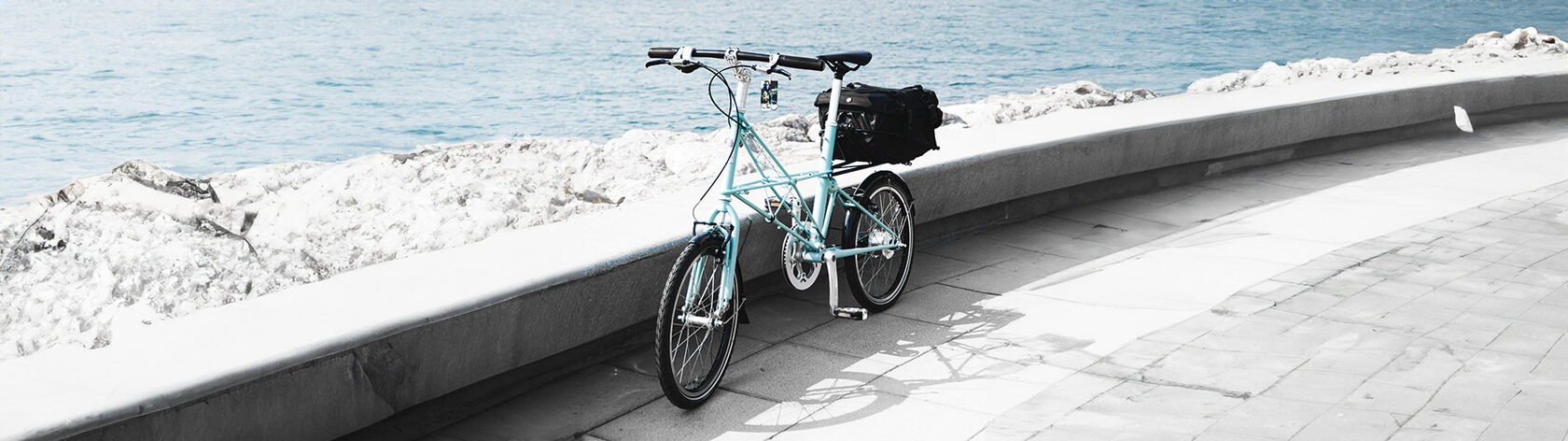 Bike Moulton TSR 22 Red Flat Bar V Brake