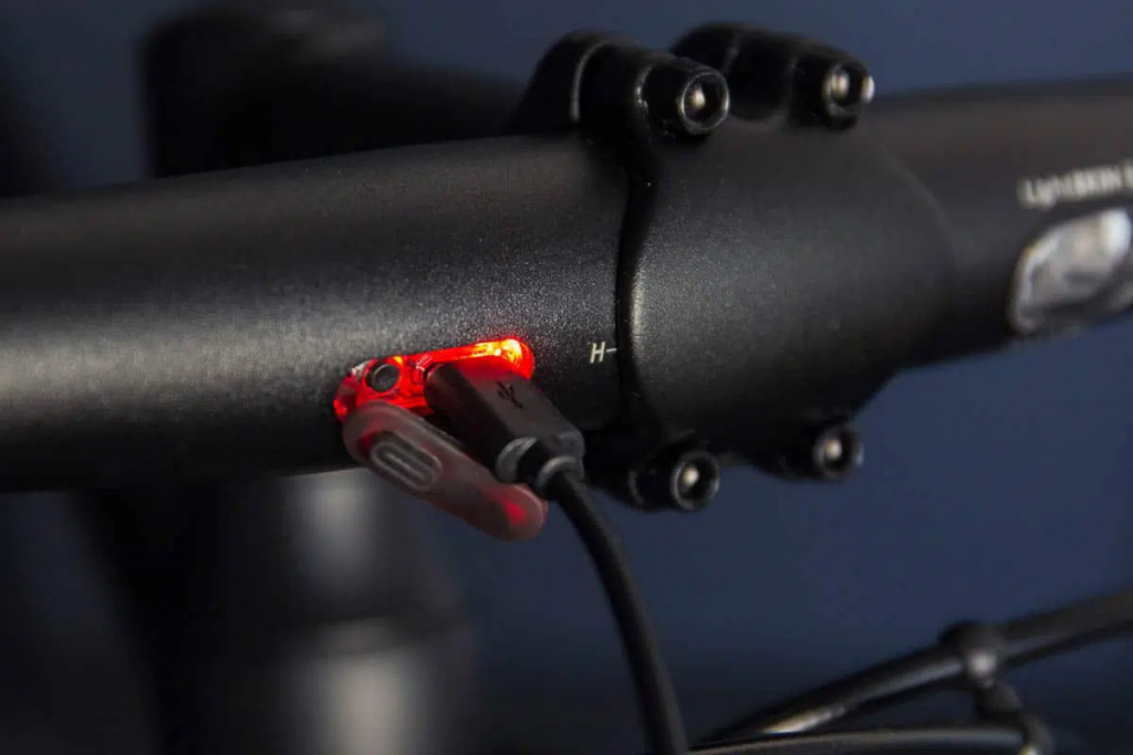 article-fixie-inc-backspin-7.jpg