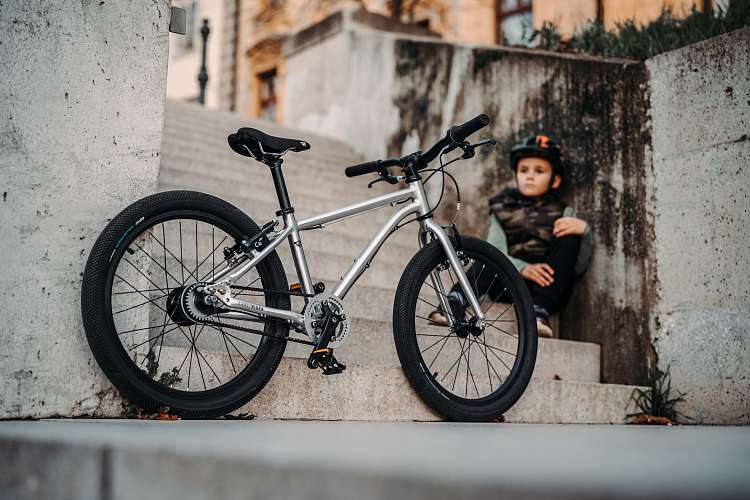 Детский велосипед Early Rider Seeker Brushed Aluminium 24