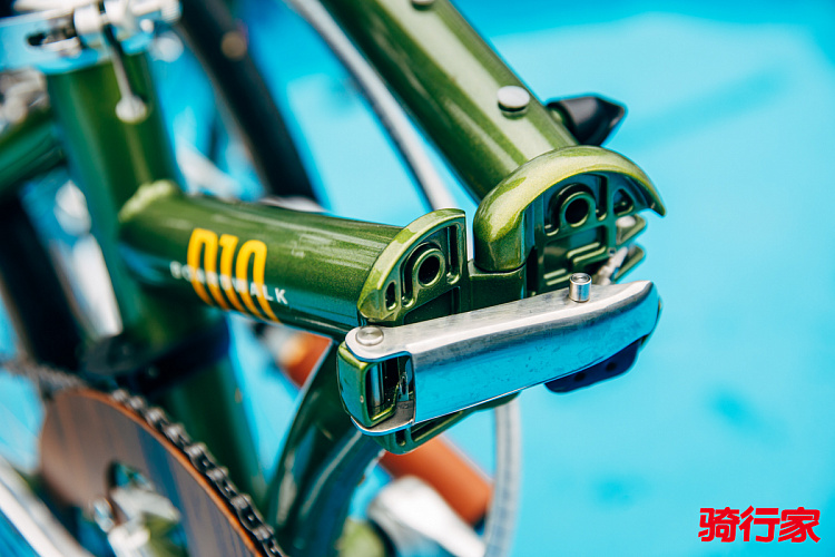 Складной велосипед Dahon Boardwalk D10 20'' Dark green